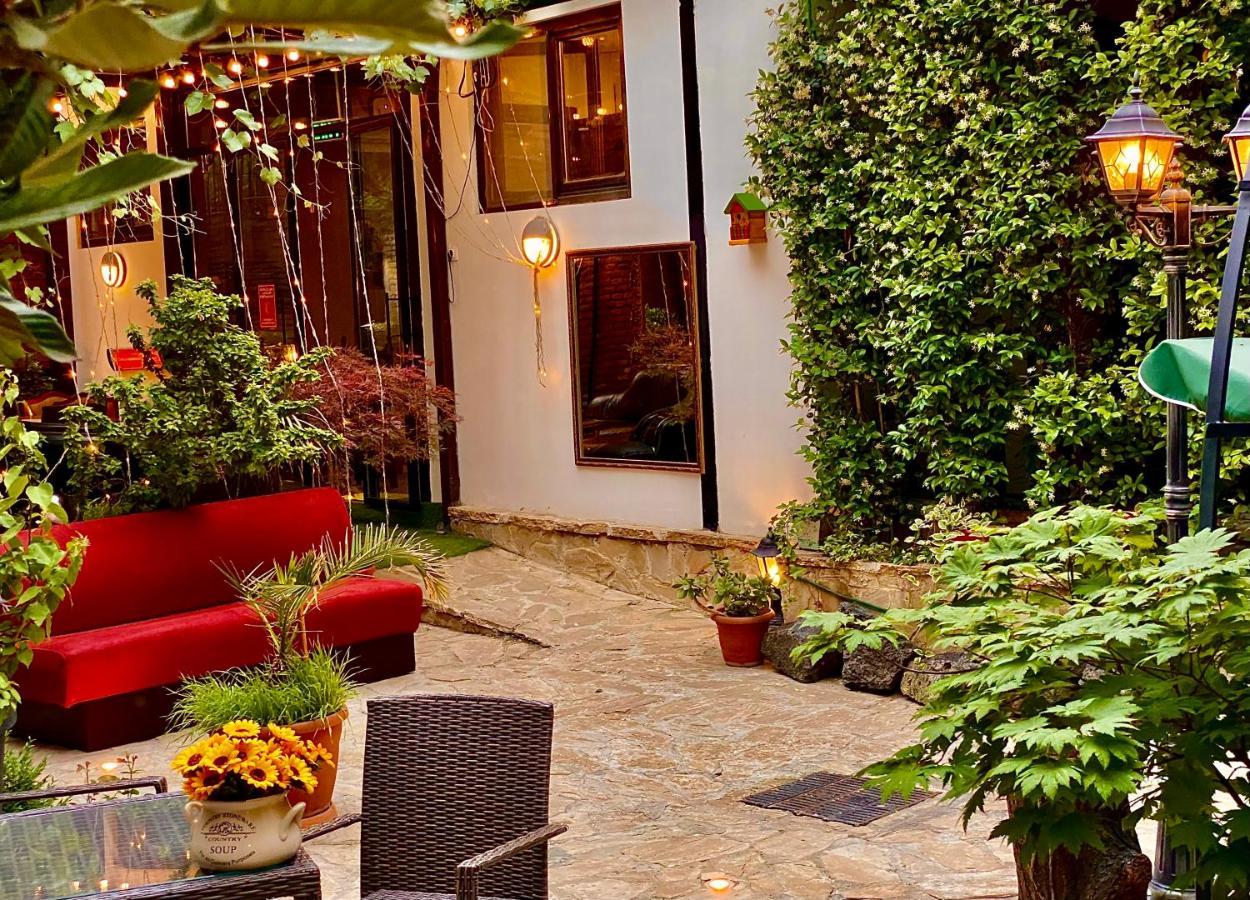 Elea Old Tbilisi Hotel ภายนอก รูปภาพ