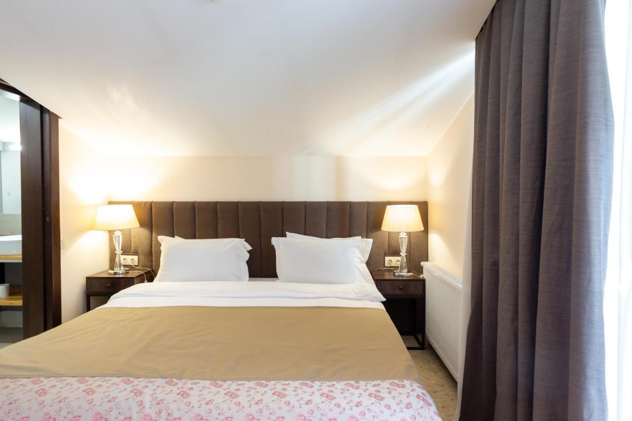Elea Old Tbilisi Hotel ภายนอก รูปภาพ