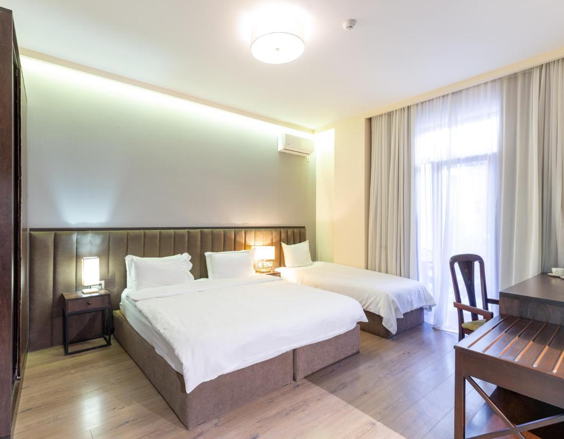 Elea Old Tbilisi Hotel ภายนอก รูปภาพ